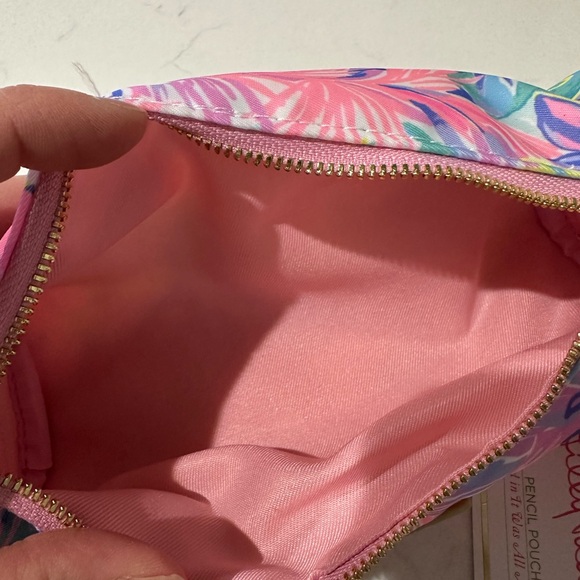 Lilly Pulitzer accessories with gift bag - Picture 3 of 4